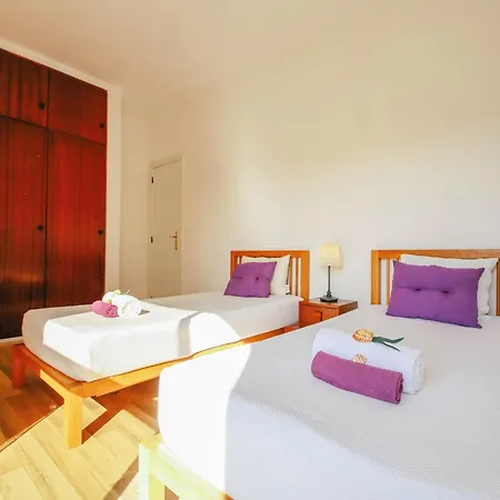 Villa Amazing W Pool, Bbq, *